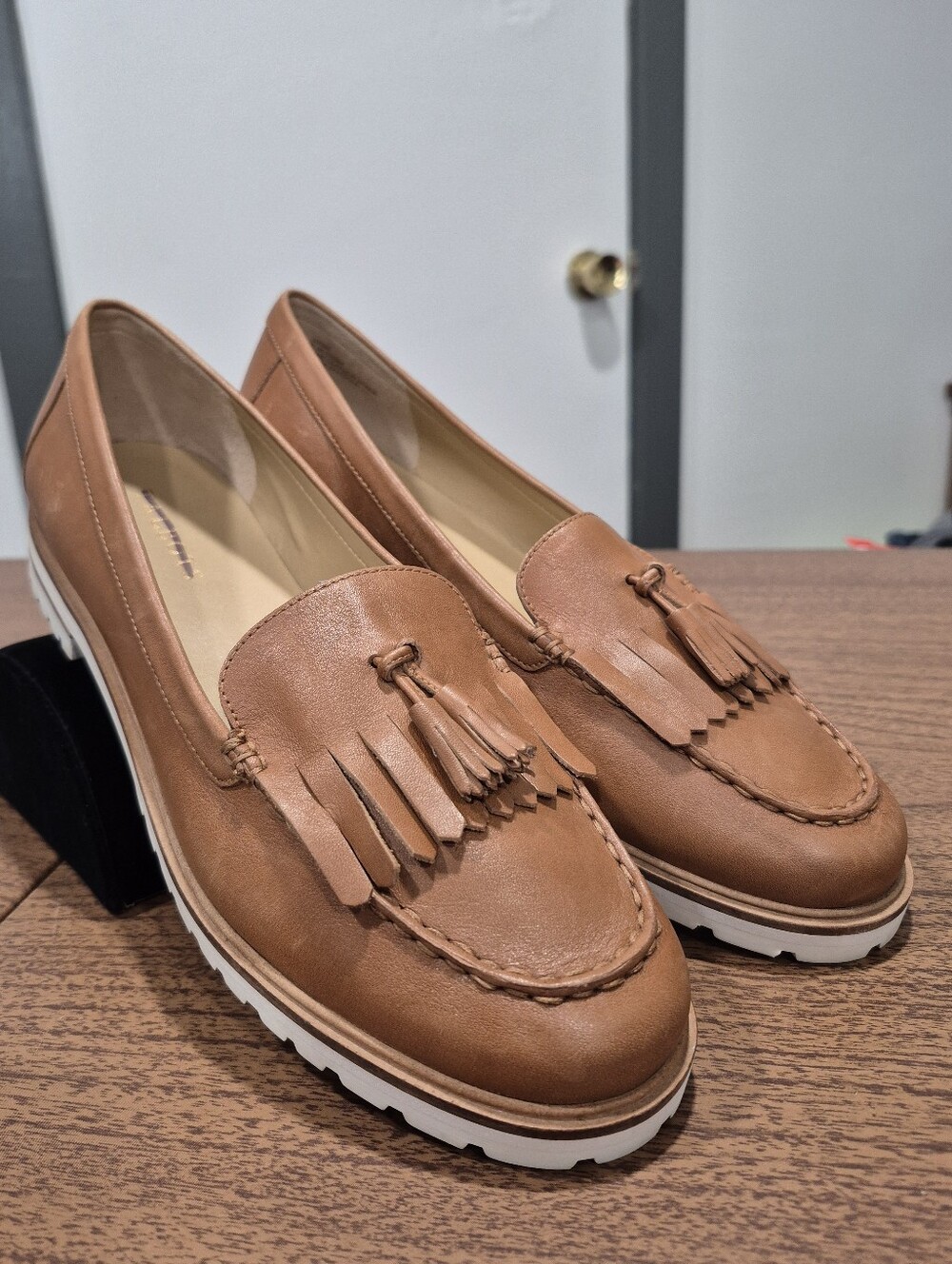 EUC Talbots Laura Tasseled Platform Loafers